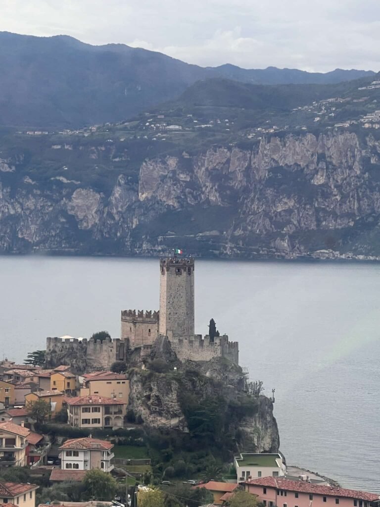 Overview of a castle in Lake Garda.